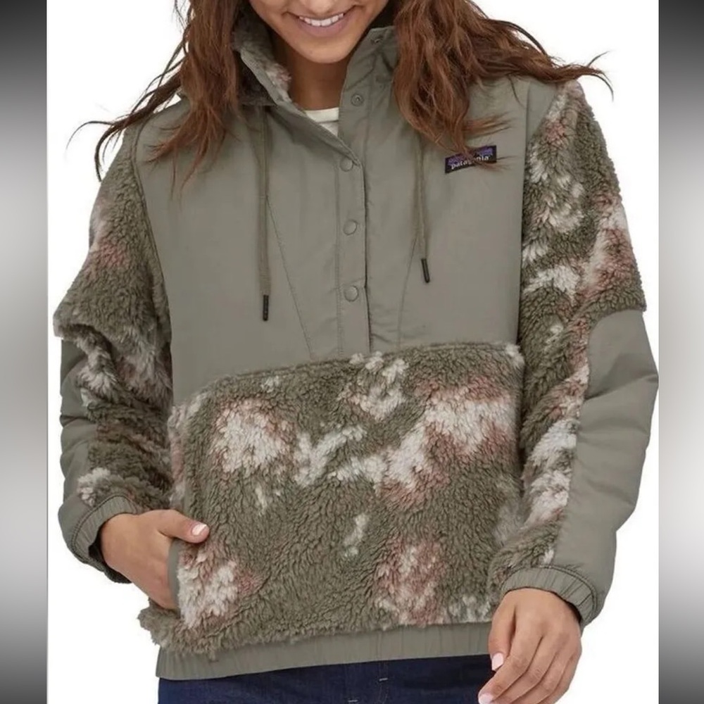 Patagonia Green and Pink Fleece Jacket